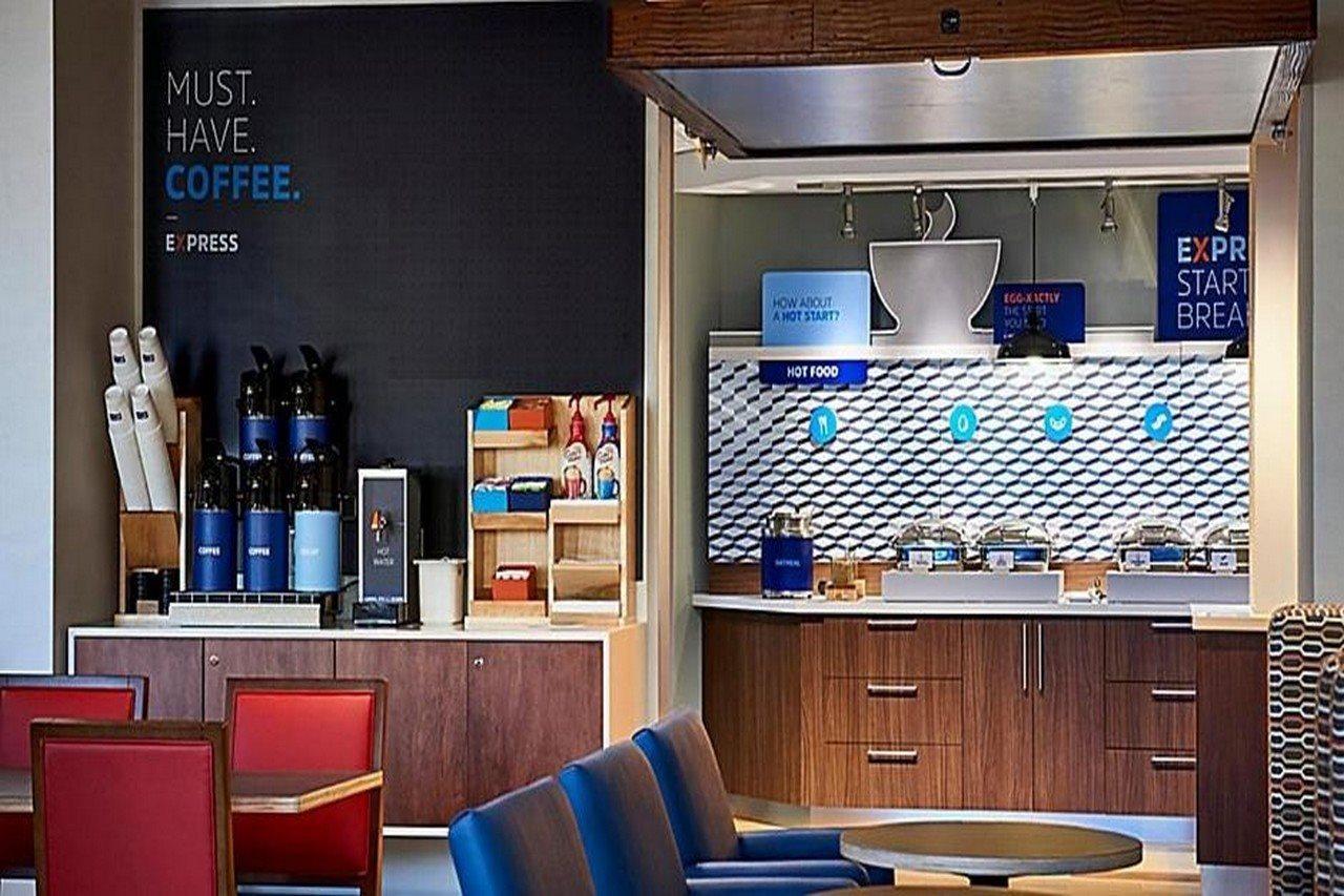 Holiday Inn Express & Suites Palm Desert - Millennium By Ihg Εξωτερικό φωτογραφία