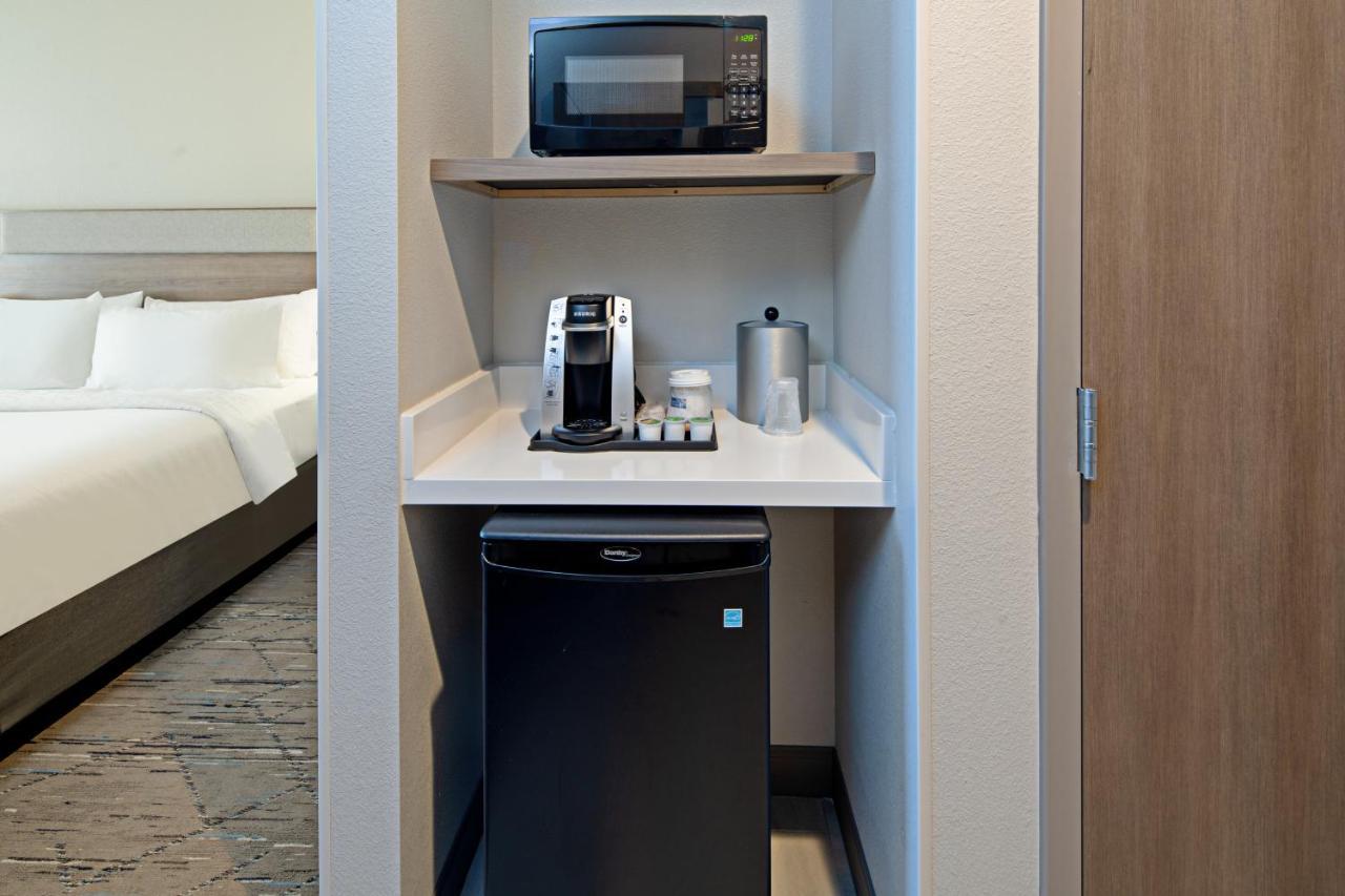 Holiday Inn Express & Suites Palm Desert - Millennium By Ihg Εξωτερικό φωτογραφία
