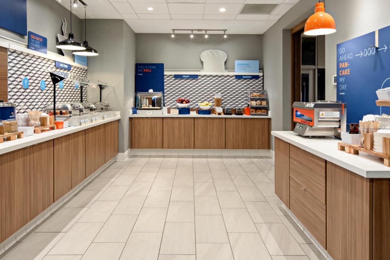 Holiday Inn Express & Suites Palm Desert - Millennium By Ihg Εξωτερικό φωτογραφία